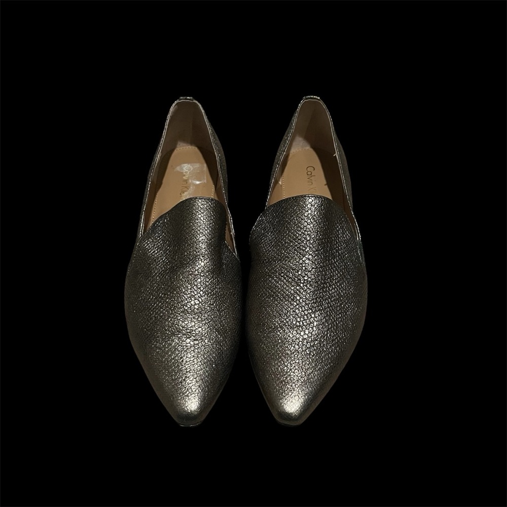 Calvin Klein Chic Metallic Golden Leather Slip On Pointy toe Loafers size 8